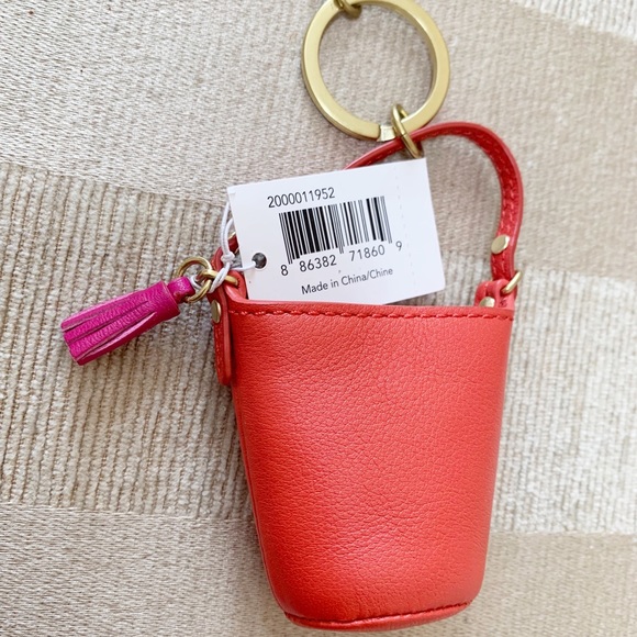 NWT COACH LEATHER DUFFLE BAG BARBIE KEY FOB KEY CHAIN Key ring - Picture 8 of 10
